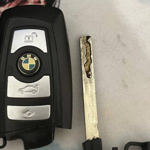宝马遥控无法使用故障维修