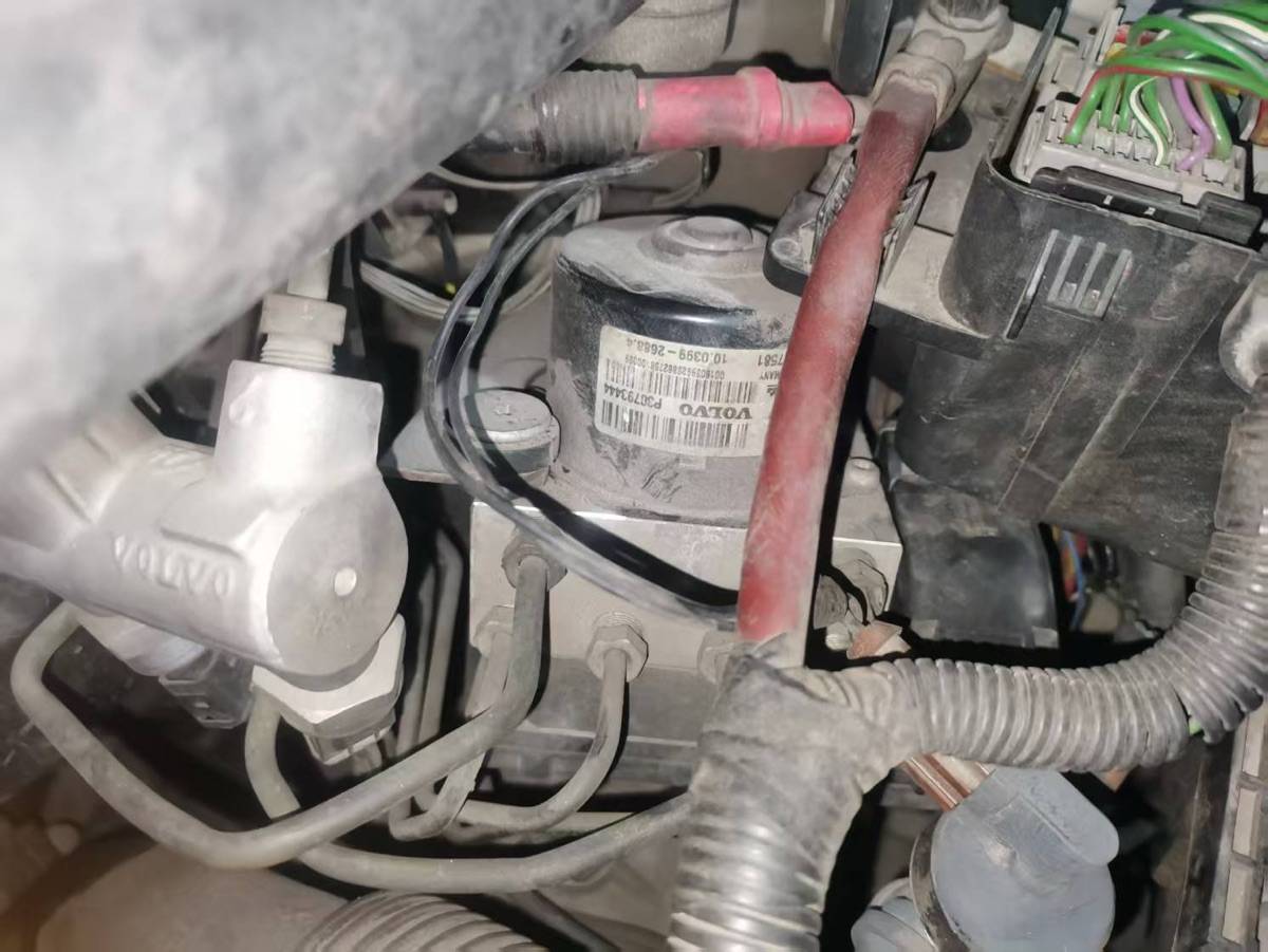 沃尔沃XC90 ABS ABS-0094 ABS-E000 故障维修-图片2