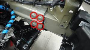 2024+ 特斯拉 Model 3 左前上防撞罐更换:4 颗 90 N·m 与支架 35 N·m