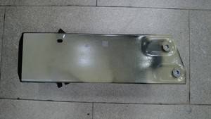 2024+ 特斯拉 Model 3 左前上防撞罐更换:4 颗 90 N·m 与支架 35 N·m