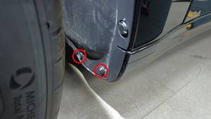 2024+ 特斯拉 Model 3 左侧下门槛罩盖更换:10+4 卡子与 5 N·m 螺栓-图片2