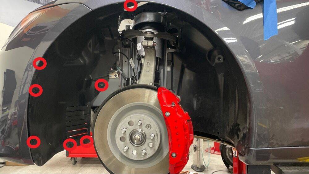 2021+ 特斯拉 Model S 清洗器泵更换:双锁片、向上排液与索环检查-图片2