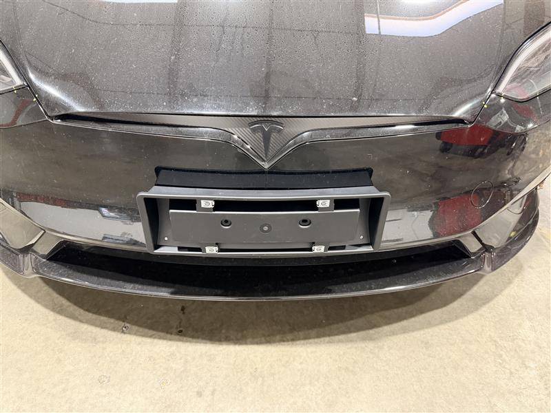 2025+ 特斯拉 Model S 中国版前车牌支架更换:四颗自攻螺栓与0.83 Nm-图片3