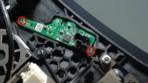 2025+ 特斯拉 Model Y 温湿度传感器更换:0.12 Nm、泡沫贴合与风挡配置-图片2