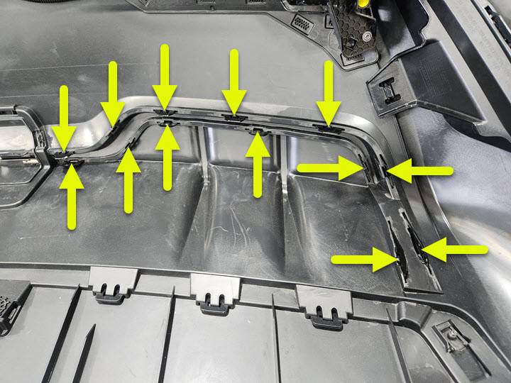 2025+ 特斯拉 Model Y 高性能版后分流器拆装:内侧释放13卡子与盖板恢复-图片5