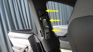 特斯拉 Model Y L 中部顶篷扬声器更换:0.65、2与2.5 Nm分组复装-图片6